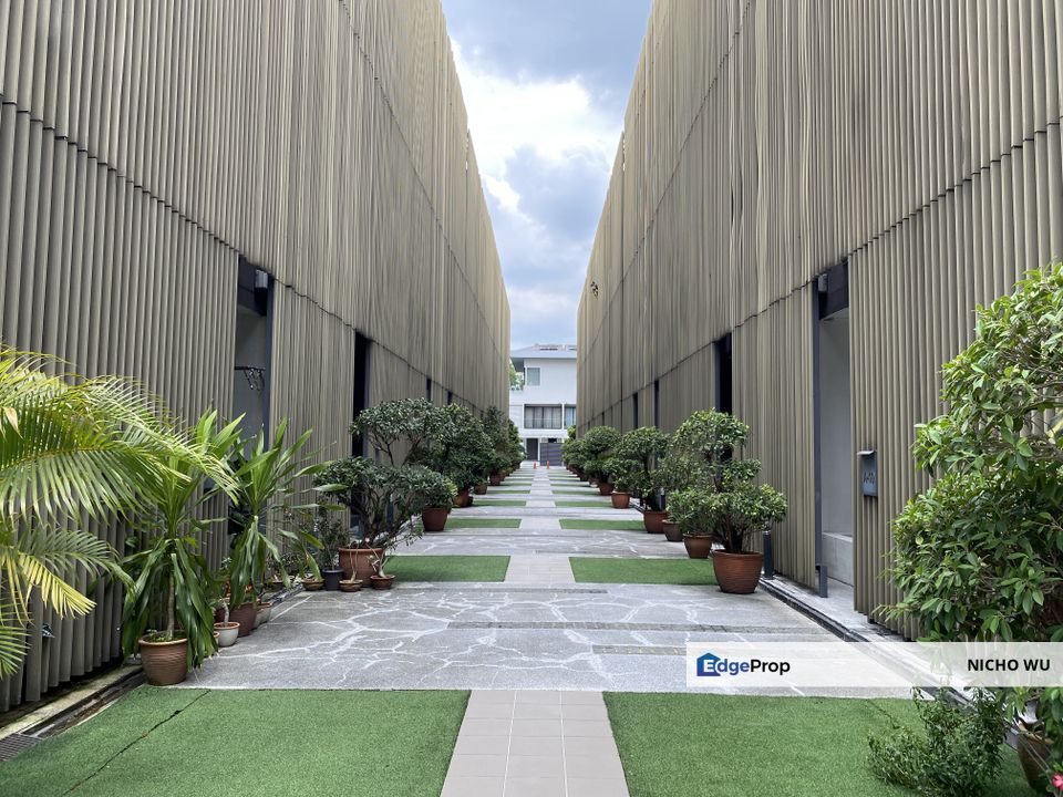 Kh Villa fully renovated for sales, Kuala Lumpur, Sri Hartamas 