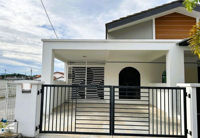 FULLY FURNISHED RUMAH TERES 1 TINGKAT (ENDLOT) THE LAKES SPANISH GARDEN, BATU GAJAH