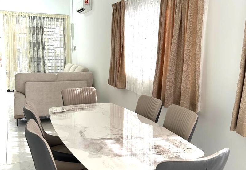 FULLY FURNISHED RUMAH TERES 1 TINGKAT (ENDLOT) THE LAKES SPANISH GARDEN, BATU GAJAH