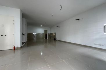 New House Spacious Balcony 3 Storey Hyperlink Terrace Duta Villa @ Precint 14, Putrajaya