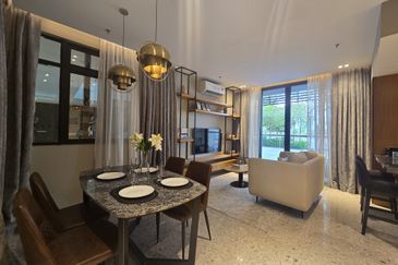 Terra Residence Presint 8 Putrajaya, Facing Lakeside & Masjid Besi