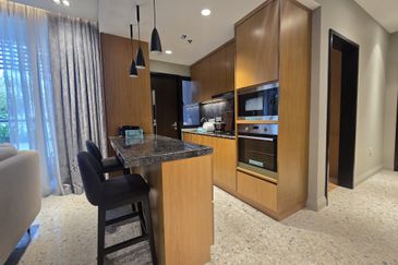 Terra Residence Presint 8 Putrajaya, Facing Lakeside & Masjid Besi