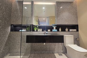 Terra Residence Presint 8 Putrajaya, Facing Lakeside & Masjid Besi