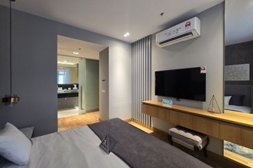 Terra Residence Presint 8 Putrajaya, Facing Lakeside & Masjid Besi