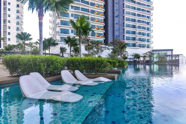 Datum Jelatek Residence