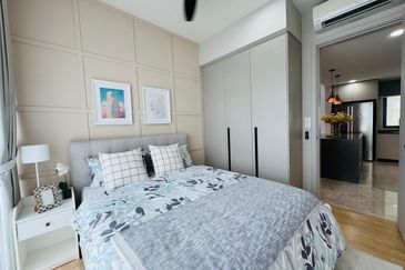 Datum Jelatek Residence