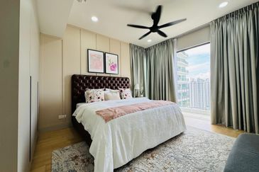 Datum Jelatek Residence