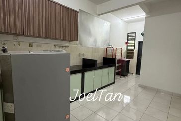 Austin Residence @Taman Mount Austin