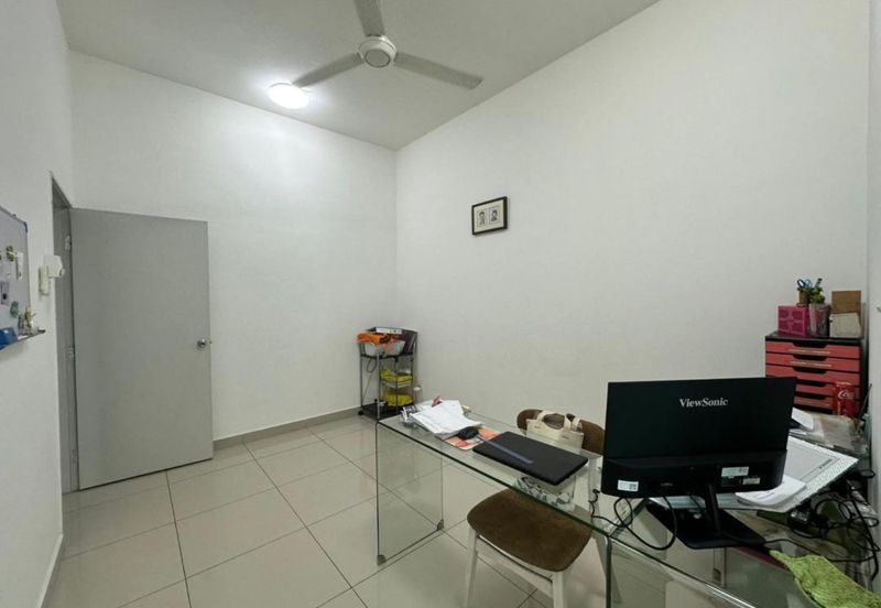 Austin Residence @Taman Mount Austin