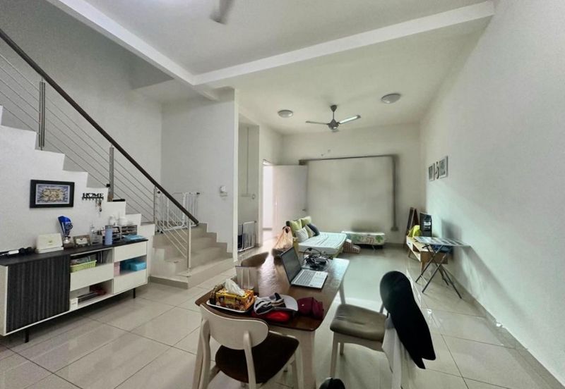 Austin Residence @Taman Mount Austin