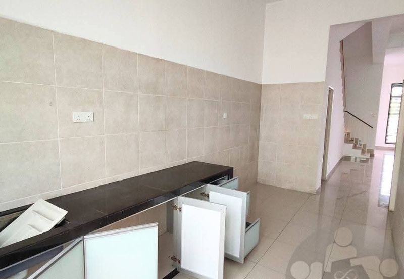 Austin Residence @Taman Mount Austin