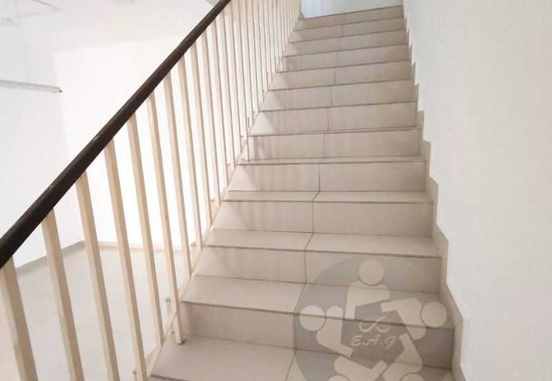 Austin Residence @Taman Mount Austin