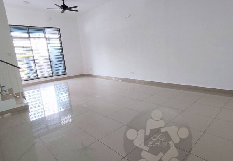 Austin Residence @Taman Mount Austin