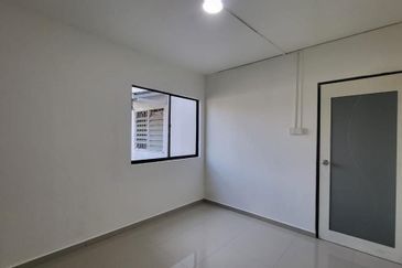 Flat Bandar Selesa Jaya