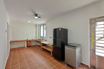 Persiaran Pelangi Indah