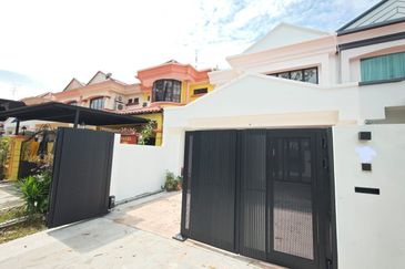 Persiaran Pelangi Indah