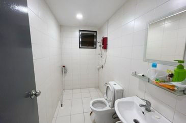 Dedaun Hijau (Greenfield Regency)