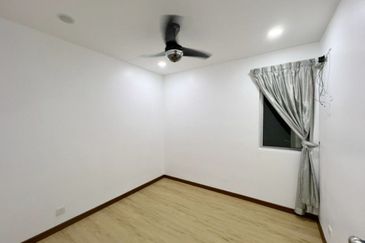 Dedaun Hijau (Greenfield Regency)