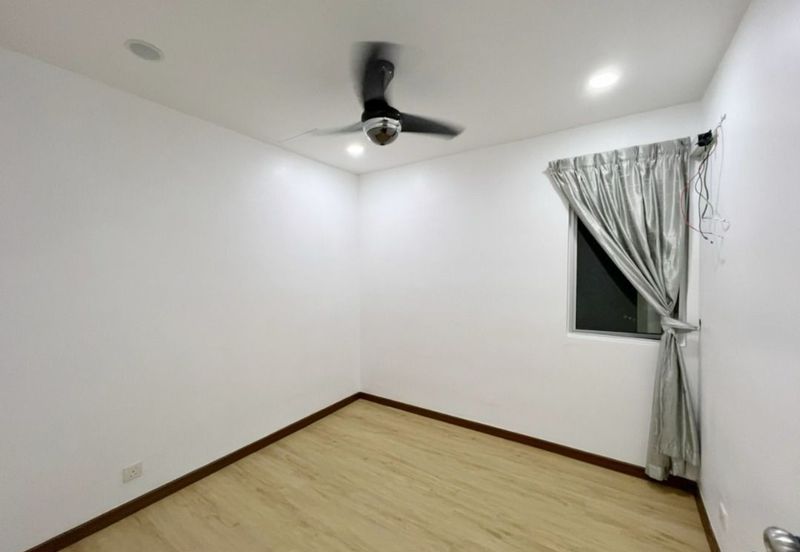 Dedaun Hijau (Greenfield Regency)