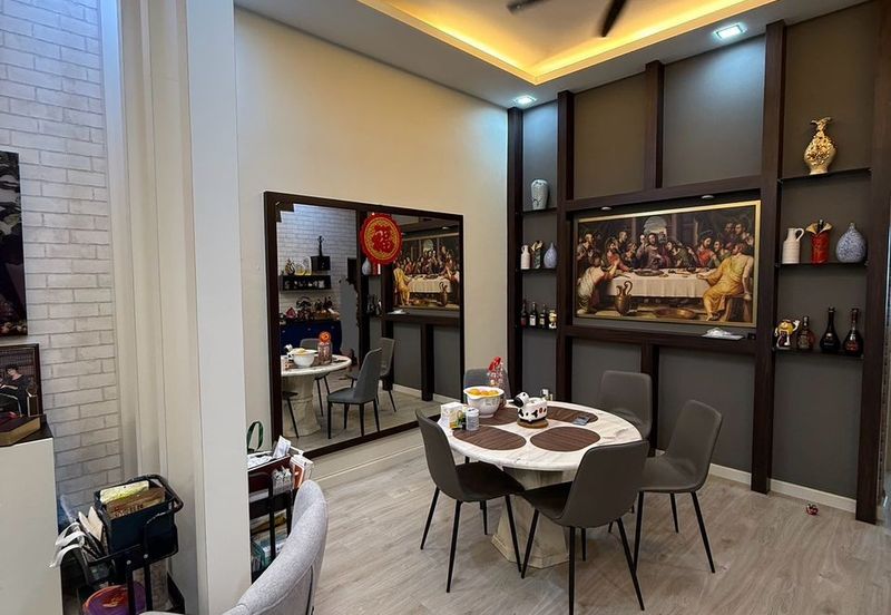 Austin Residence @Taman Mount Austin