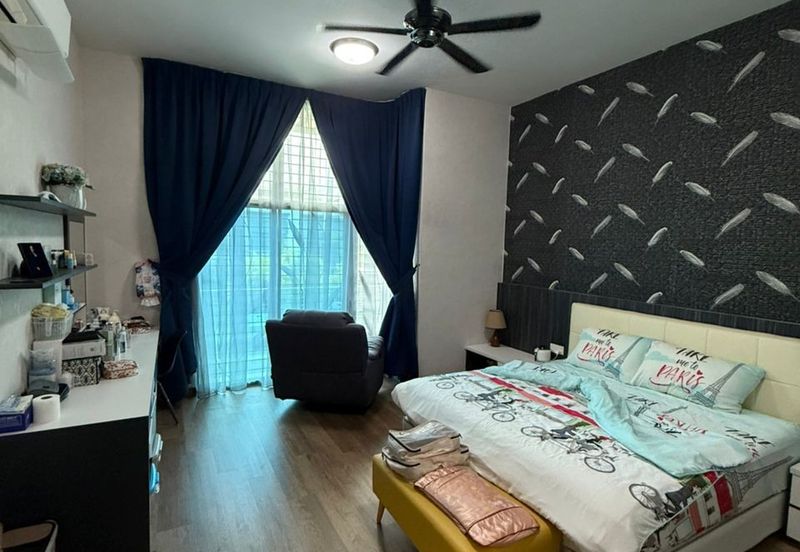 Austin Residence @Taman Mount Austin