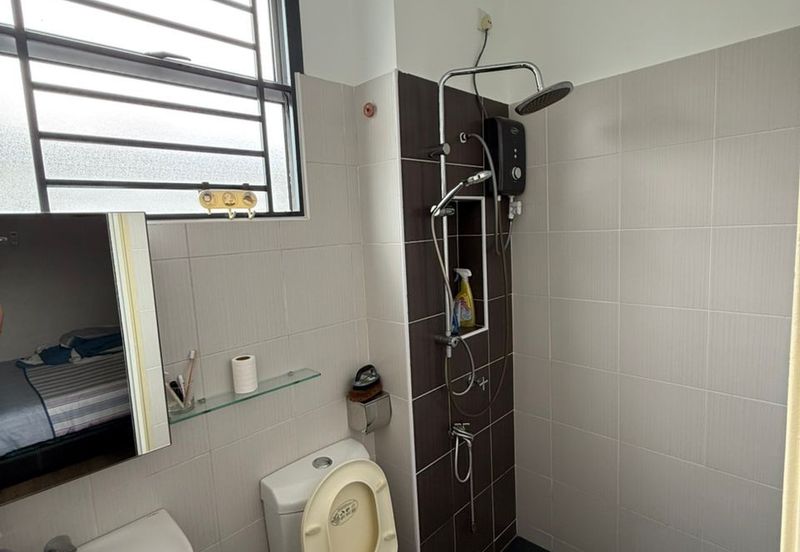 Austin Residence @Taman Mount Austin