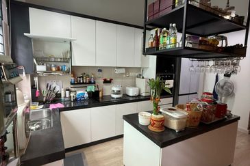 Austin Residence @Taman Mount Austin