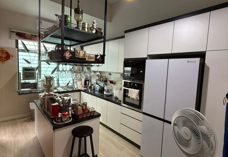 Austin Residence @Taman Mount Austin