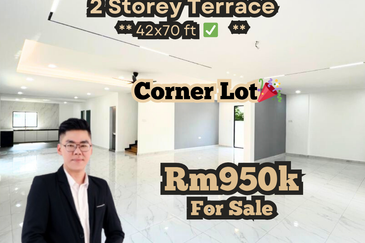 Desa Palma, Nasa City