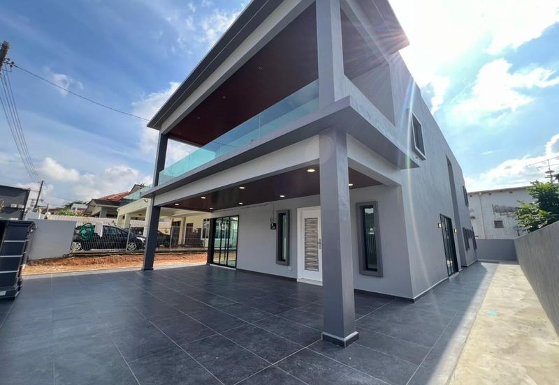 Desa Palma, Nasa City