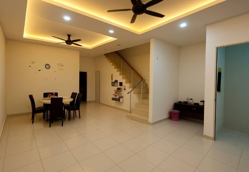 Austin Residence @Taman Mount Austin