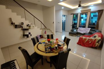 Austin Residence @Taman Mount Austin