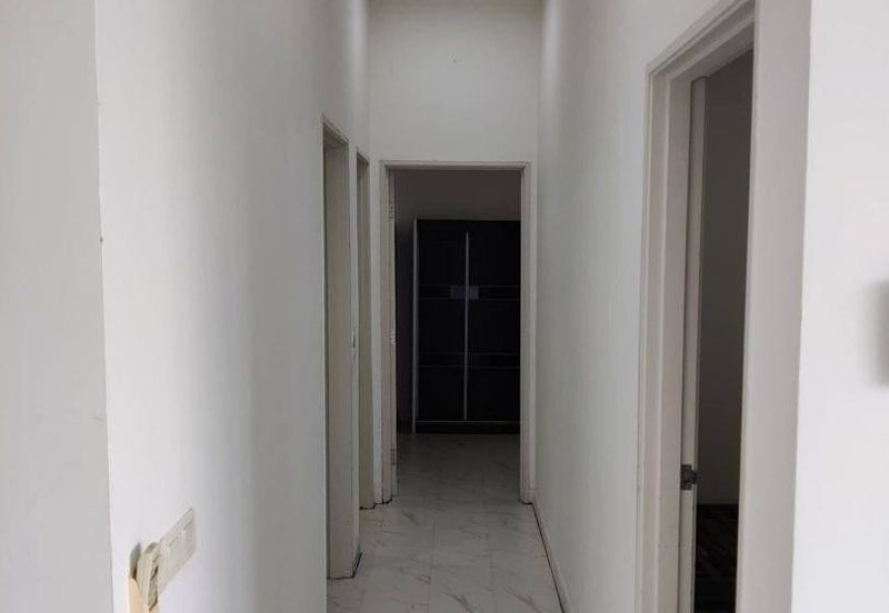 Dedaun Hijau (Greenfield Regency)