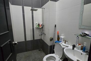 Taman Austin Heights