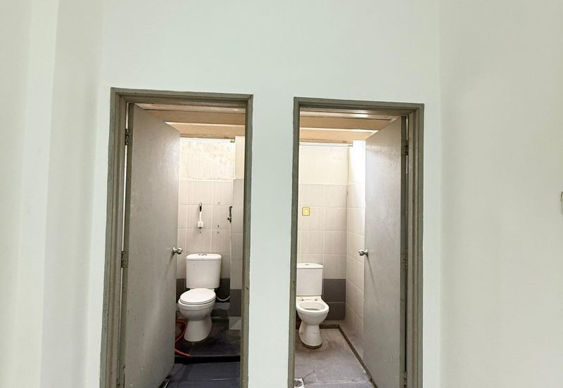 Pusat Perdagangan Danga Utama