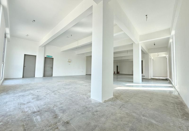 Pusat Perdagangan Danga Utama