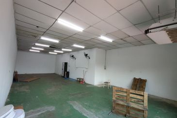 Pusat Perdagangan Pandan (Pandan City Commercial Hub)