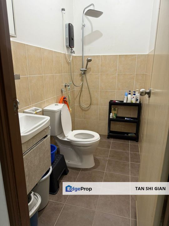 Senai Scientex Jaya 2.5 Storey House for Sale, Johor, Senai