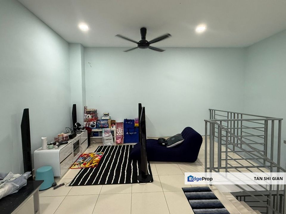 Senai Scientex Jaya 2.5 Storey House for Sale, Johor, Senai