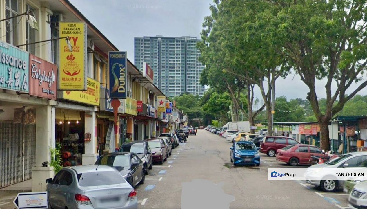 Taman Universiti Shop for Sale, Johor, Skudai