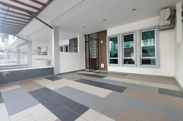 Austin Residence @Taman Mount Austin