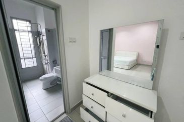 Austin Residence @Taman Mount Austin