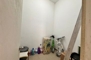 The Canal Garden South, Horizon Hills