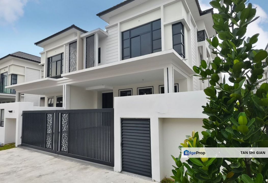 Setia Tropika Calliandra 2Storey Cluster House for Sale, Johor, Setia Tropika