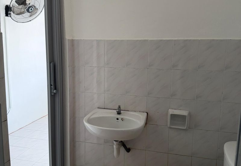 Summer Park Townhouse (Pangsapuri Alam Jaya), Bandar Baru Seri Alam