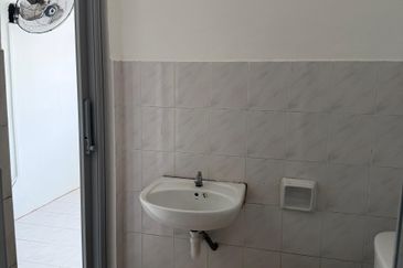 Summer Park Townhouse (Pangsapuri Alam Jaya), Bandar Baru Seri Alam