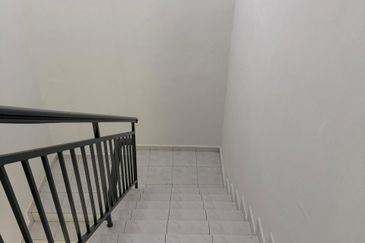 Summer Park Townhouse (Pangsapuri Alam Jaya), Bandar Baru Seri Alam