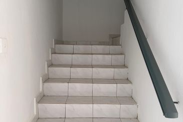 Summer Park Townhouse (Pangsapuri Alam Jaya), Bandar Baru Seri Alam