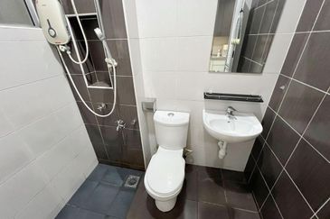 Austin Residence @Taman Mount Austin