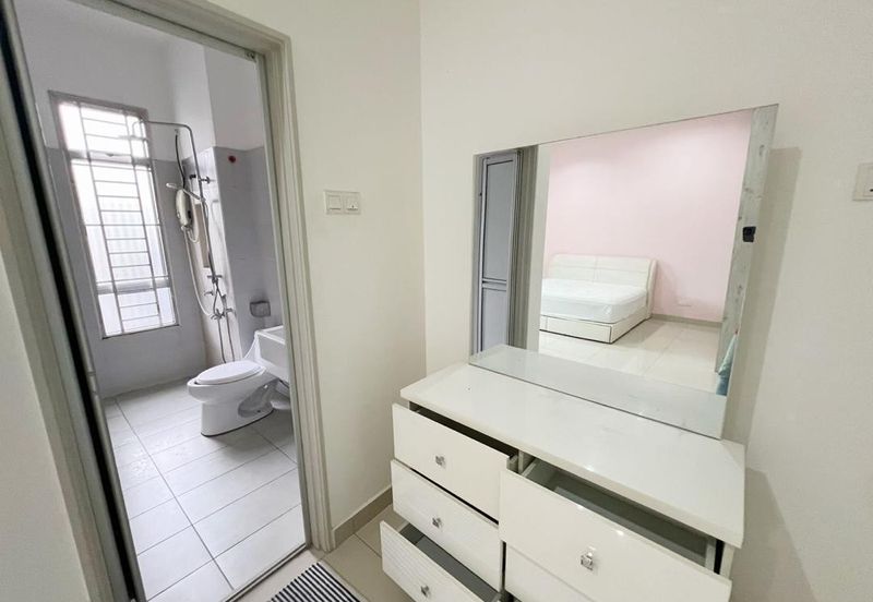 Austin Residence @Taman Mount Austin